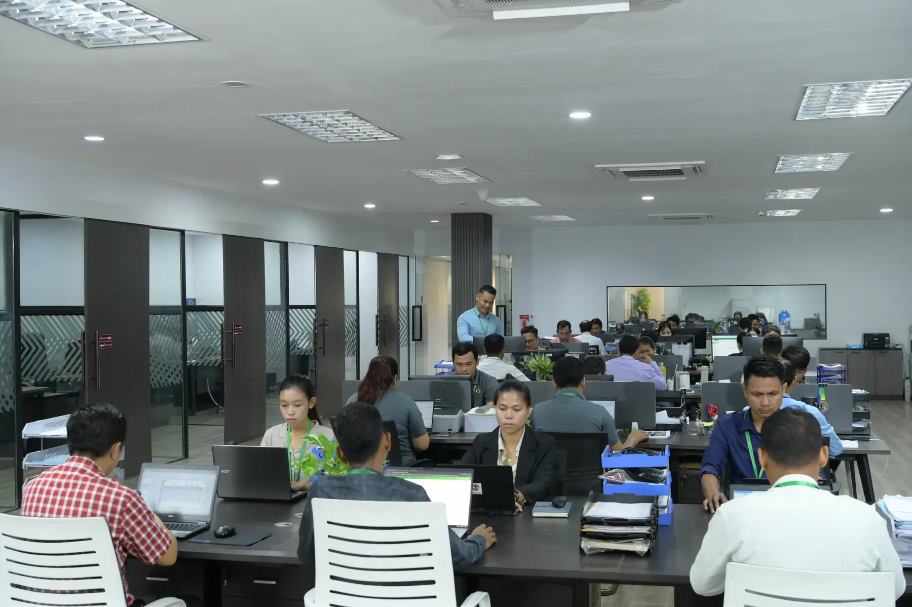 Geolink logistics facility and vehicle operations